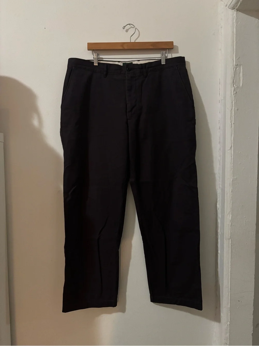 J Crew Men’s Classic Chino in Charcoal Size 36x32